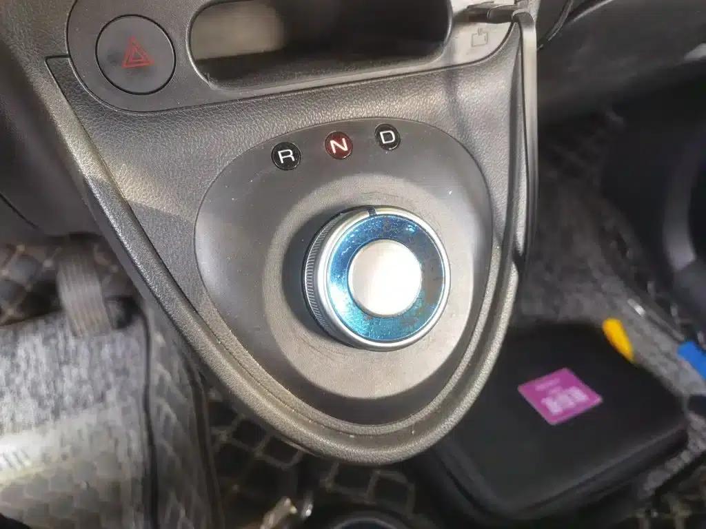 ORA Black Cat 2019 Model 351km/h Goddess Edition — миниатюра 11