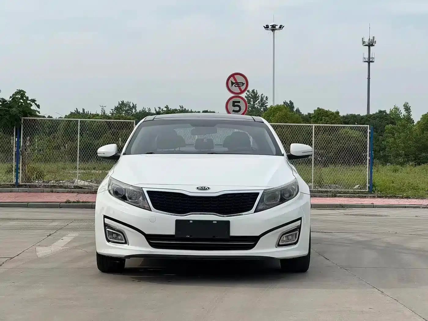 Kia K5 2014 2.0L Automatic Luxury — миниатюра 2