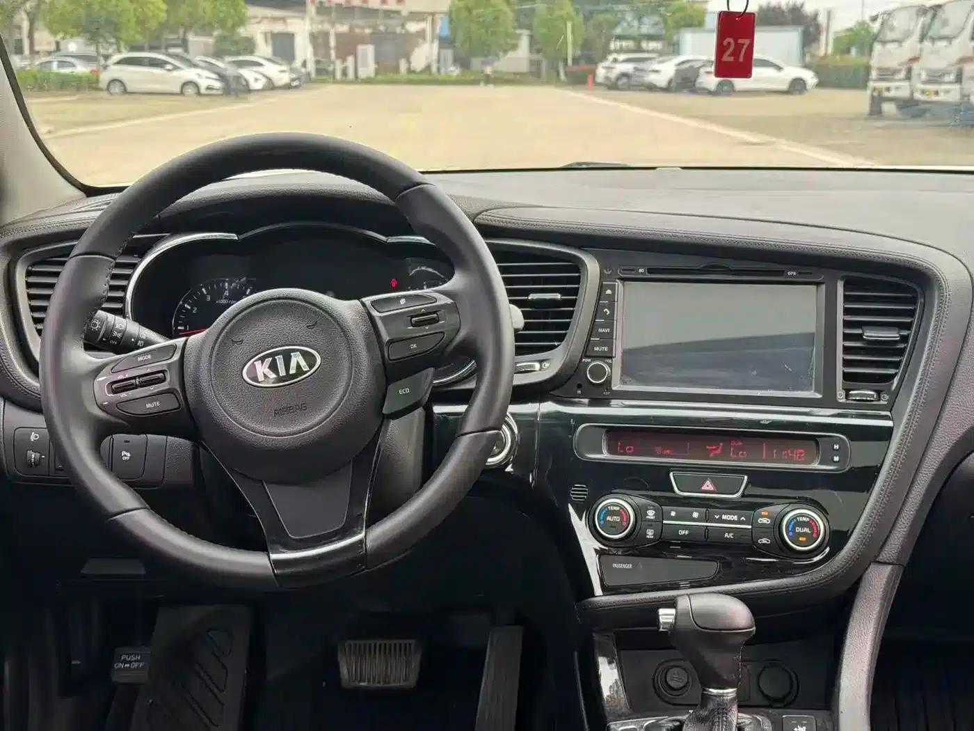 Kia K5 2014 2.0L Automatic Luxury — миниатюра 14