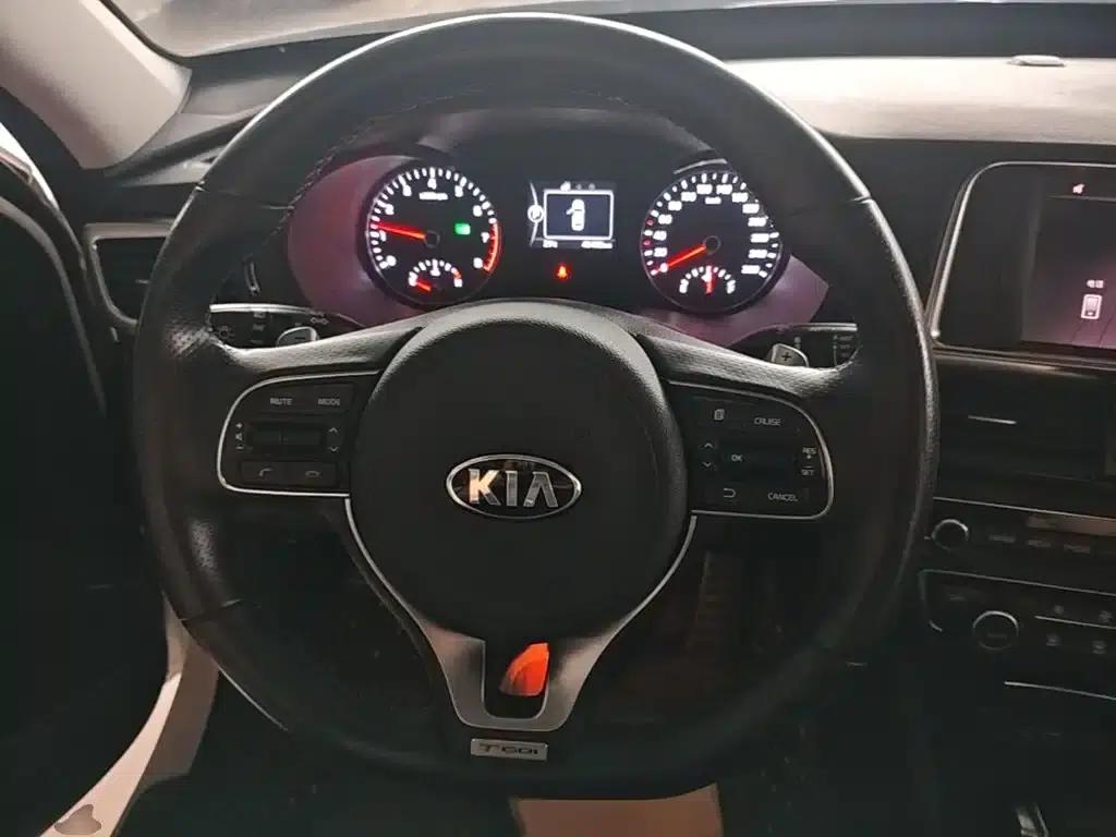 Kia K5 2016 1.6T Automatic LUX — миниатюра 11