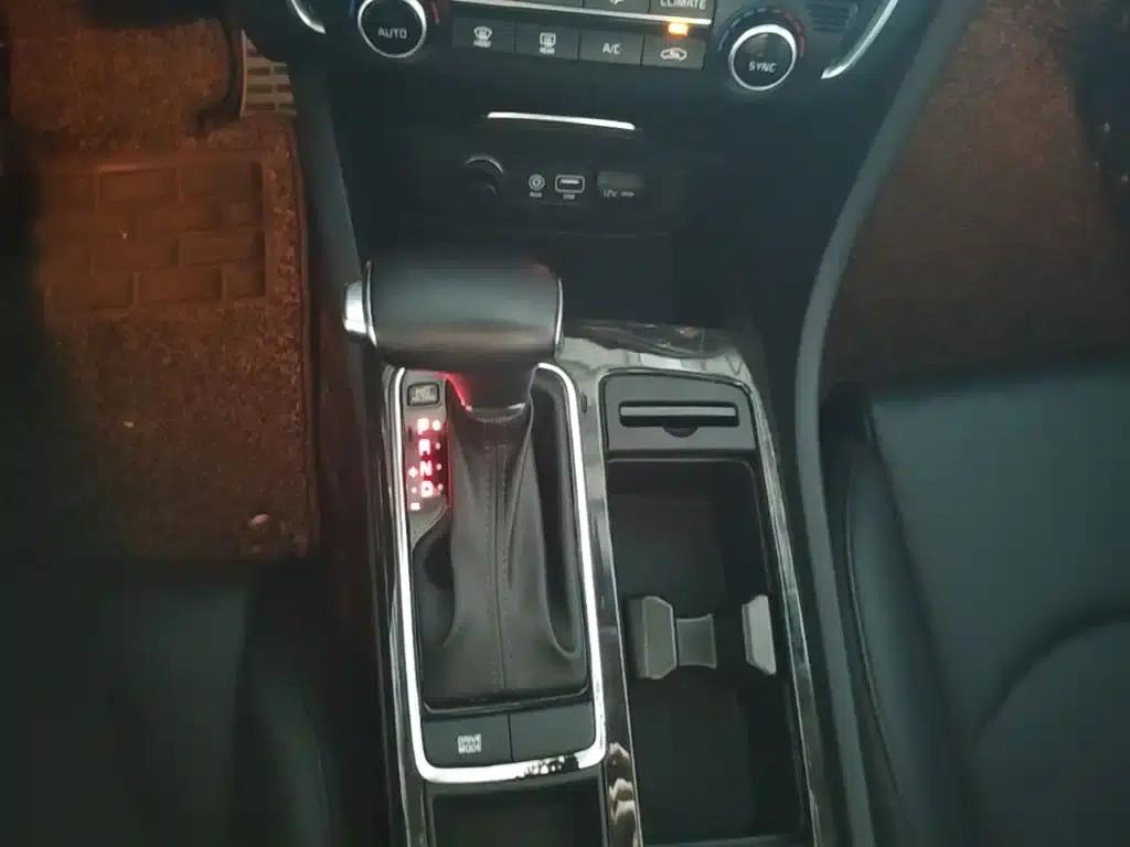 Kia K5 2016 1.6T Automatic LUX — миниатюра 14