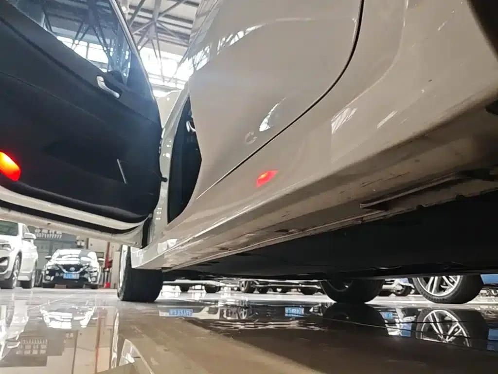 Kia K5 2016 1.6T Automatic LUX — миниатюра 22