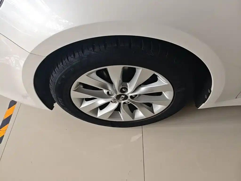 Kia K5 2016 1.6T Automatic LUX — миниатюра 23
