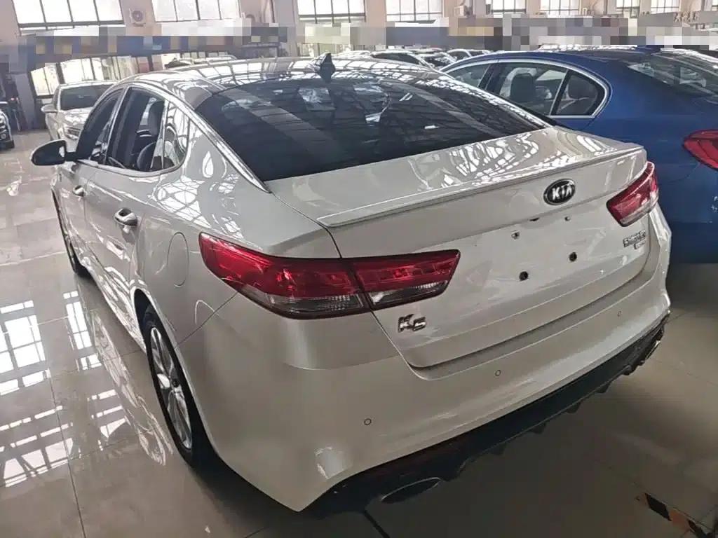 Kia K5 2016 1.6T Automatic LUX — миниатюра 5