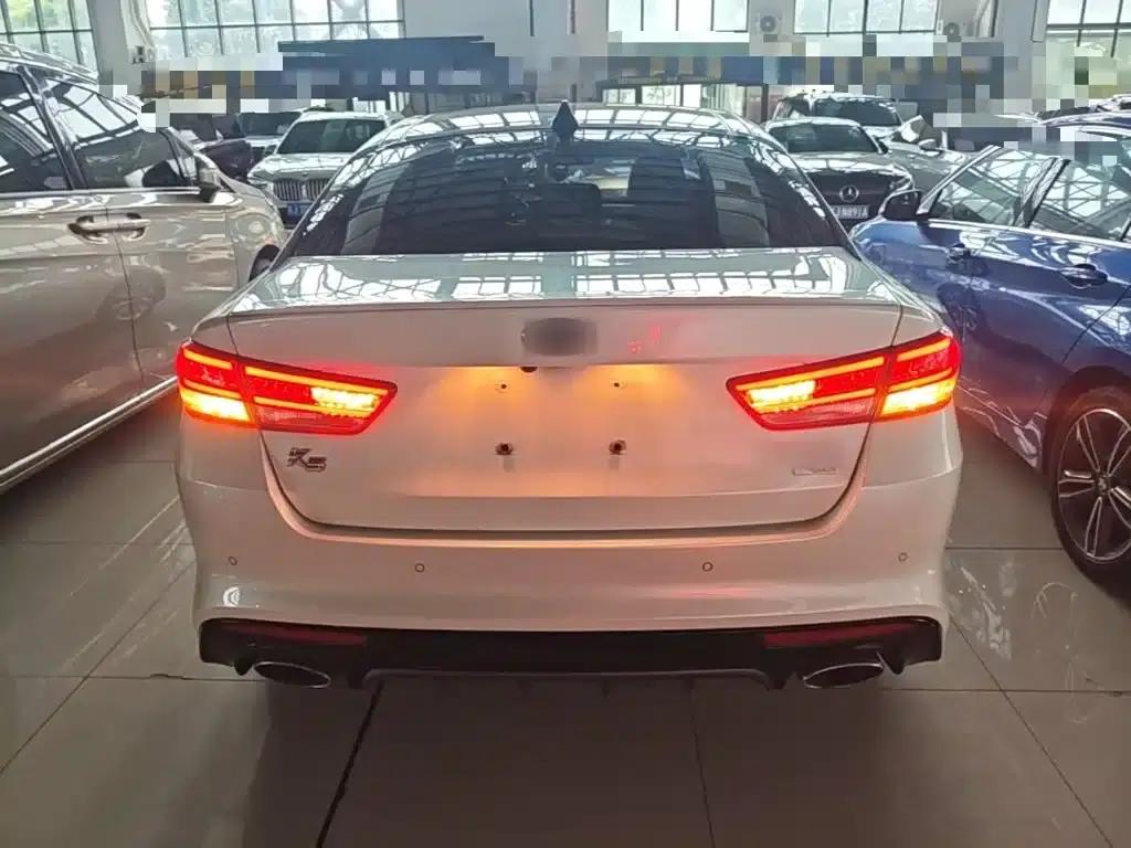 Kia K5 2016 1.6T Automatic LUX — миниатюра 6