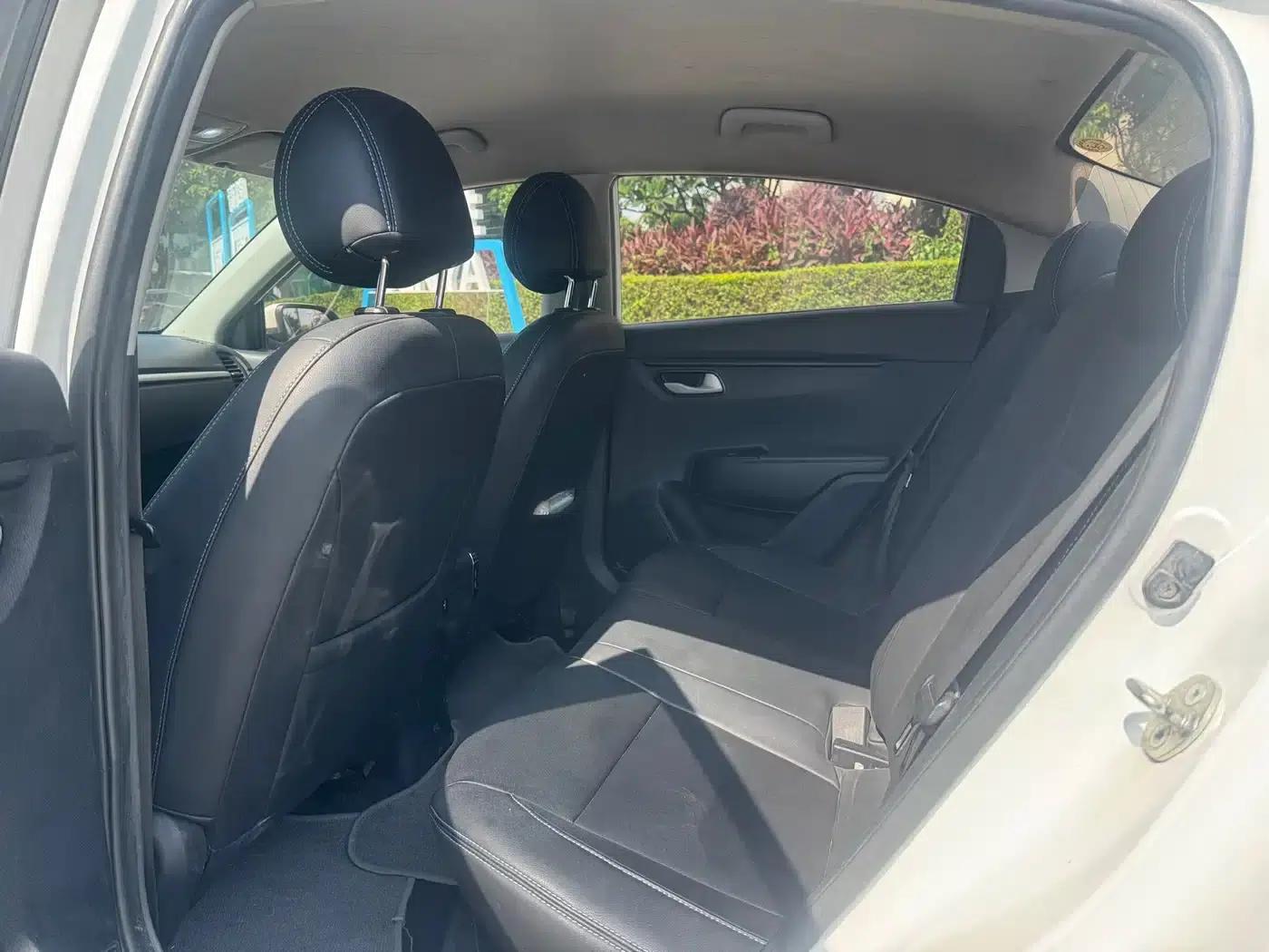 Kia K2 2017 Sedan 1.4L AT GLS — миниатюра 4