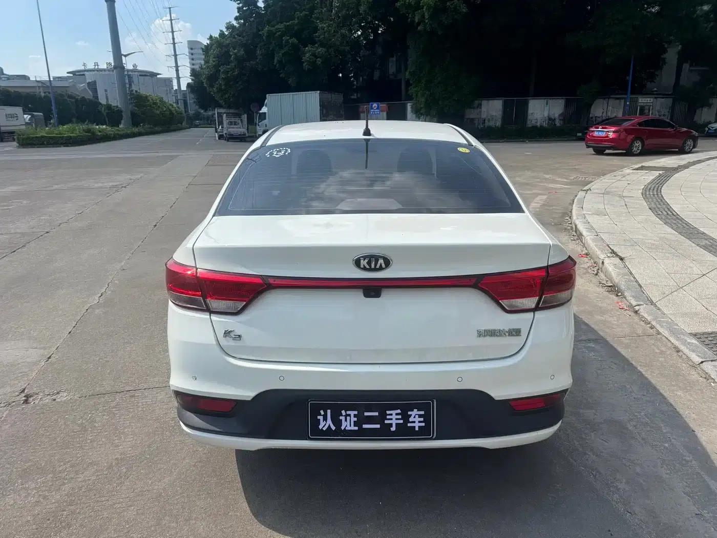 Kia K2 2017 Sedan 1.4L AT GLS — миниатюра 7