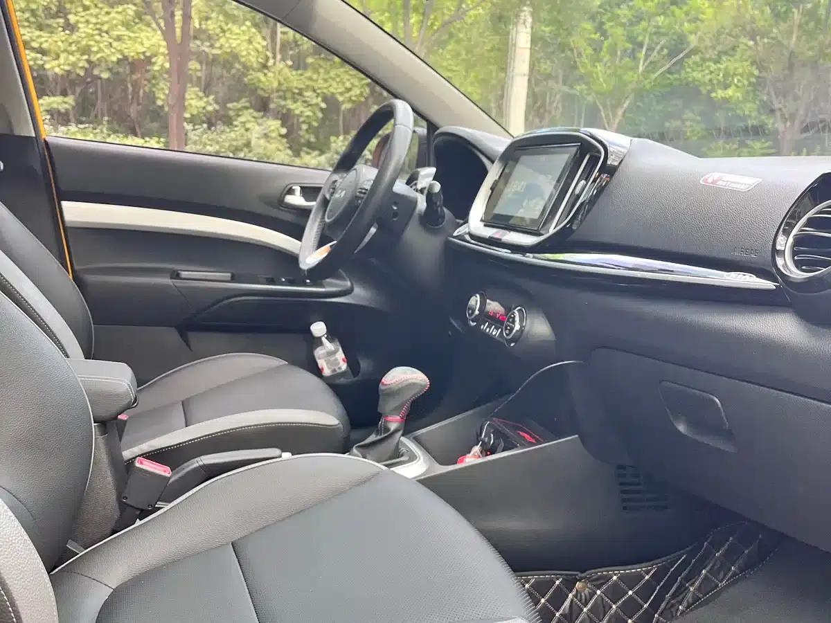 Kia K3 2021 1.4L CVT Sunroof Model — миниатюра 13