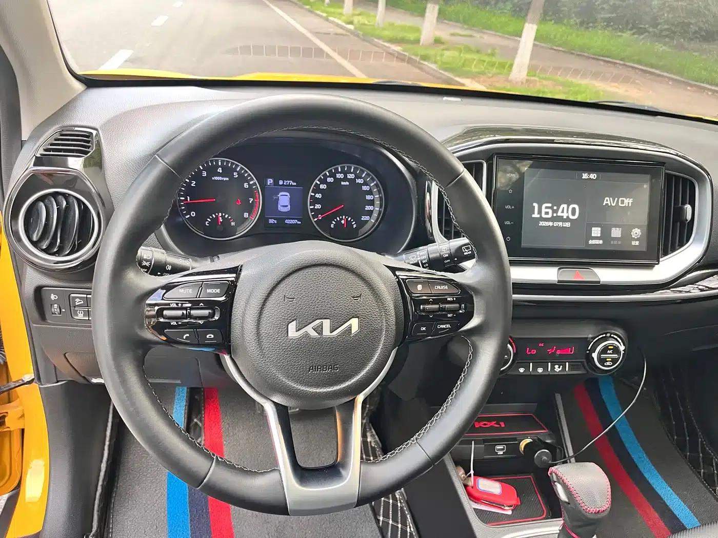 Kia K3 2021 1.4L CVT Sunroof Model — миниатюра 10