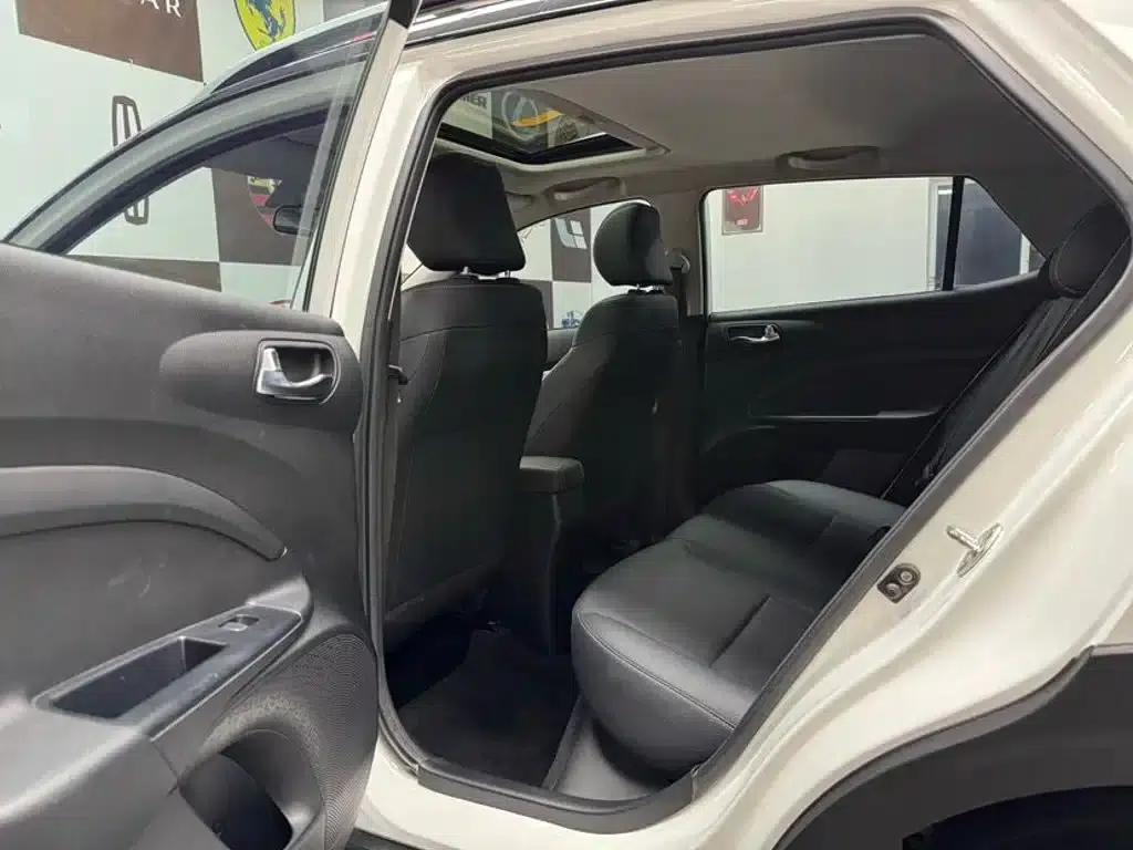 Kia K3 2021 1.4L CVT Enjoy Sunroof Edition — миниатюра 8
