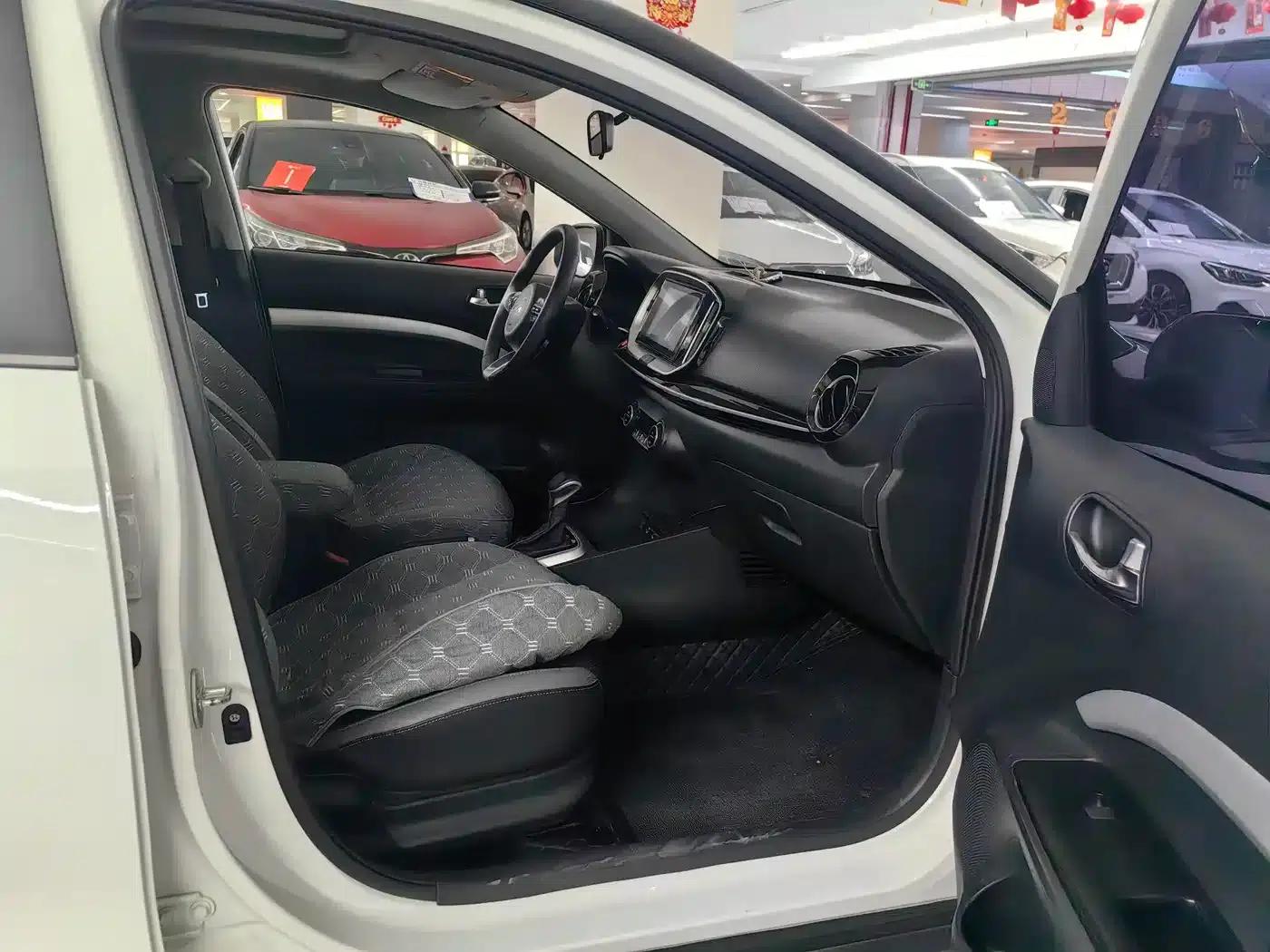 Kia K3 2021 1.4L CVT Enjoy Sunroof Edition — миниатюра 11