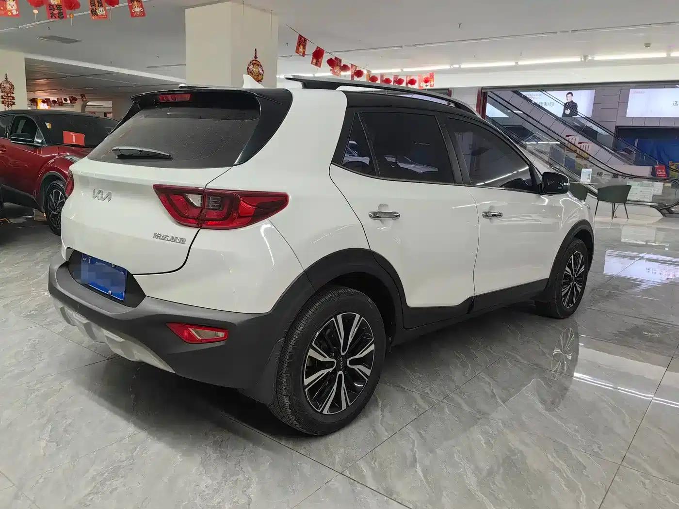Kia K3 2021 1.4L CVT Enjoy Sunroof Edition — миниатюра 4