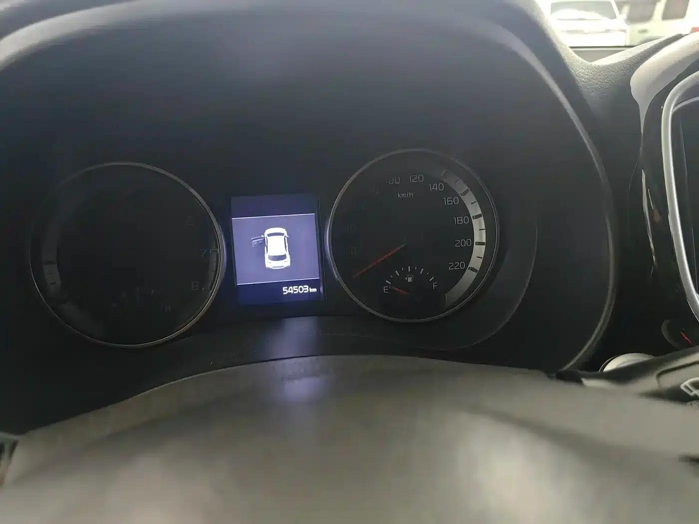 Kia K3 2021 1.4L CVT Enjoy Sunroof Edition — миниатюра 8