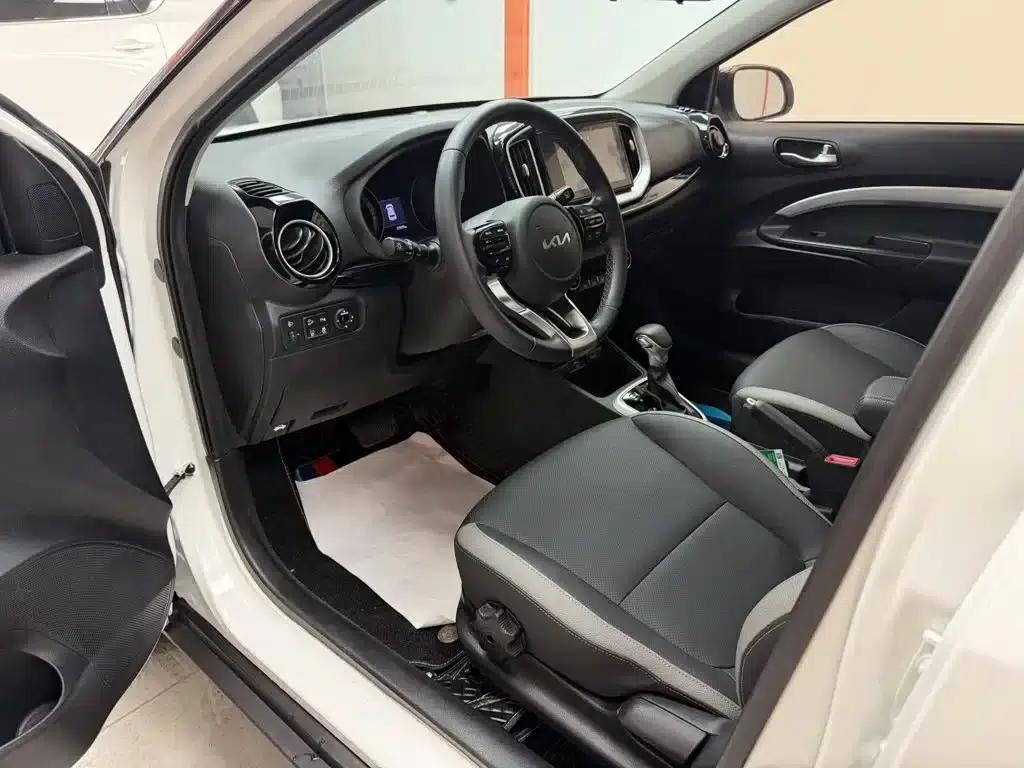 Kia K3 2021 1.4L CVT Sunroof Model — миниатюра 7