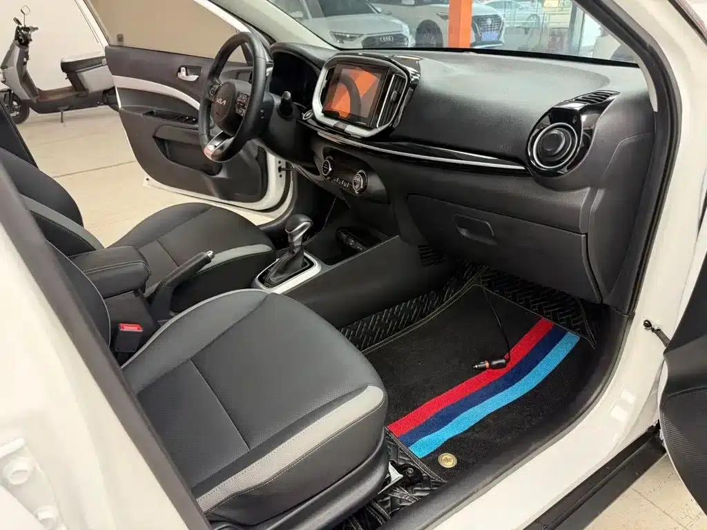 Kia K3 2021 1.4L CVT Sunroof Model — миниатюра 9
