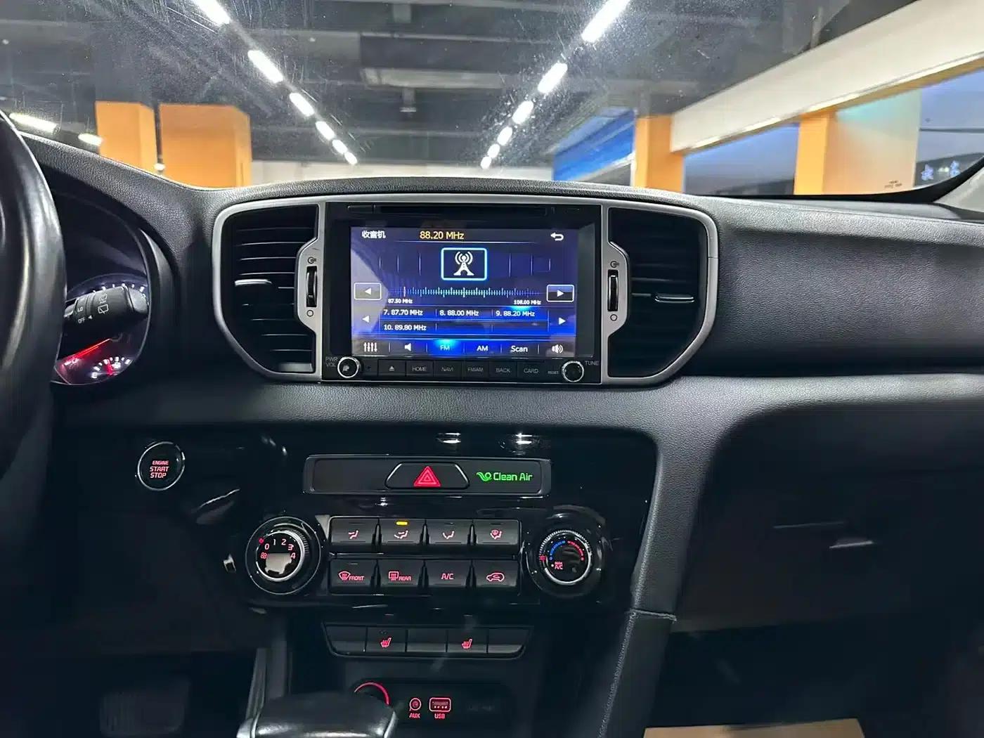 Kia KX5 2016 2.0L Automatic 2WD Premium — миниатюра 11