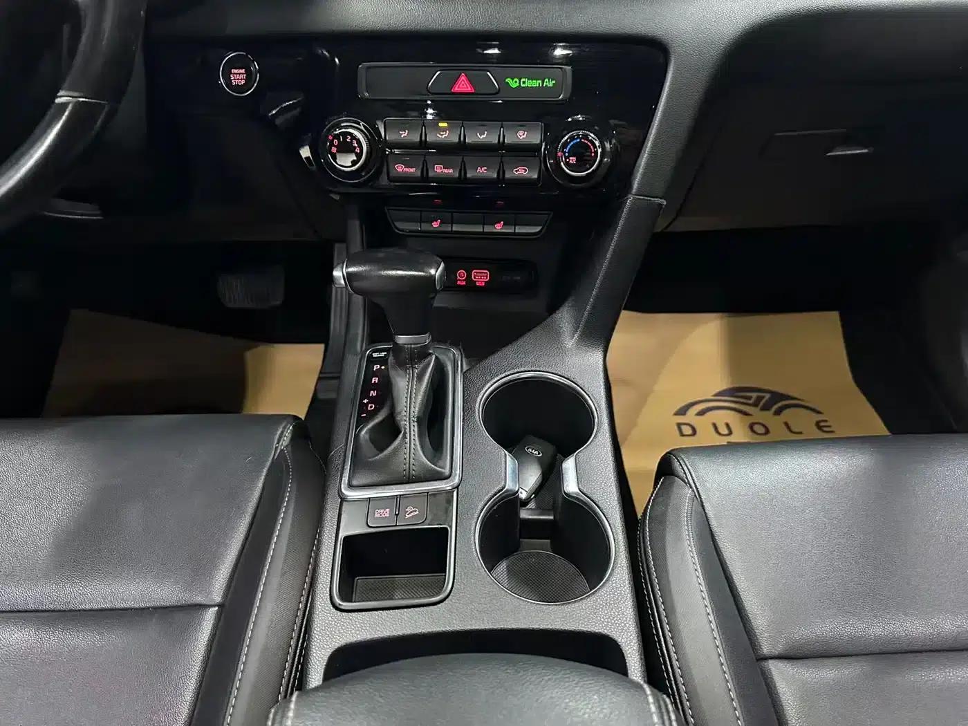 Kia KX5 2016 2.0L Automatic 2WD Premium — миниатюра 12