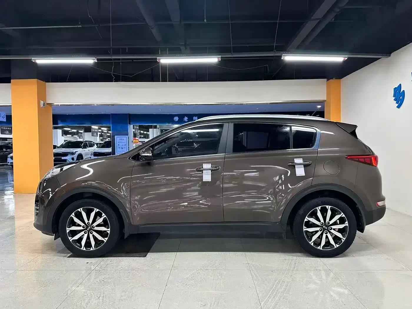 Kia KX5 2016 2.0L Automatic 2WD Premium — миниатюра 15