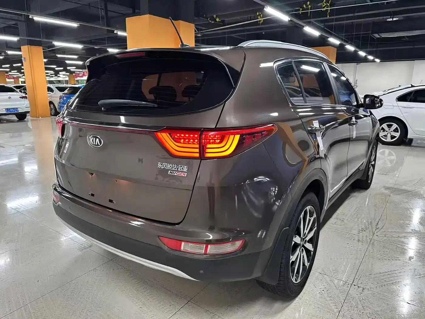 Kia KX5 2016 2.0L Automatic 2WD Premium — миниатюра 7