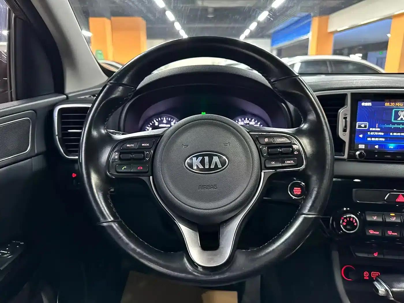 Kia KX5 2016 2.0L Automatic 2WD Premium — миниатюра 10