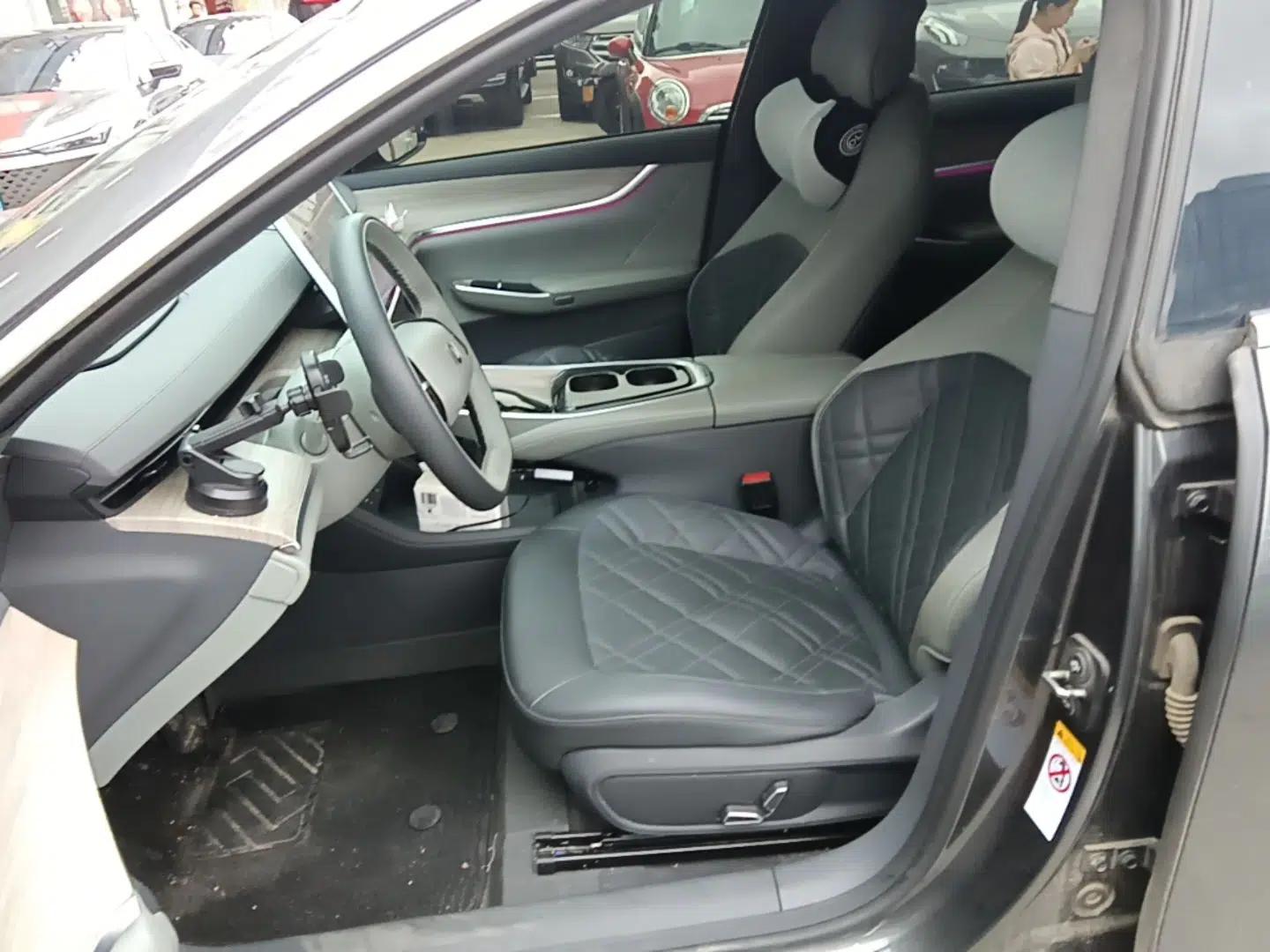 CHANGAN NEVO A07 2023 Range-Extended 200 Pro — миниатюра 17