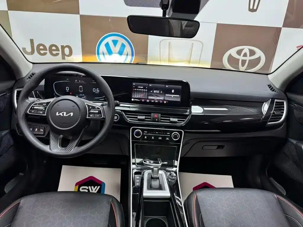 2023 Citroën Cytus 1.5L CVT Luxury Edition — миниатюра 9