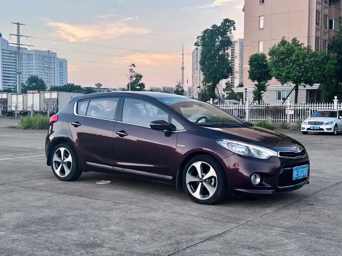 Kia K3S 2014 1.6L Automatic Premium — миниатюра 2