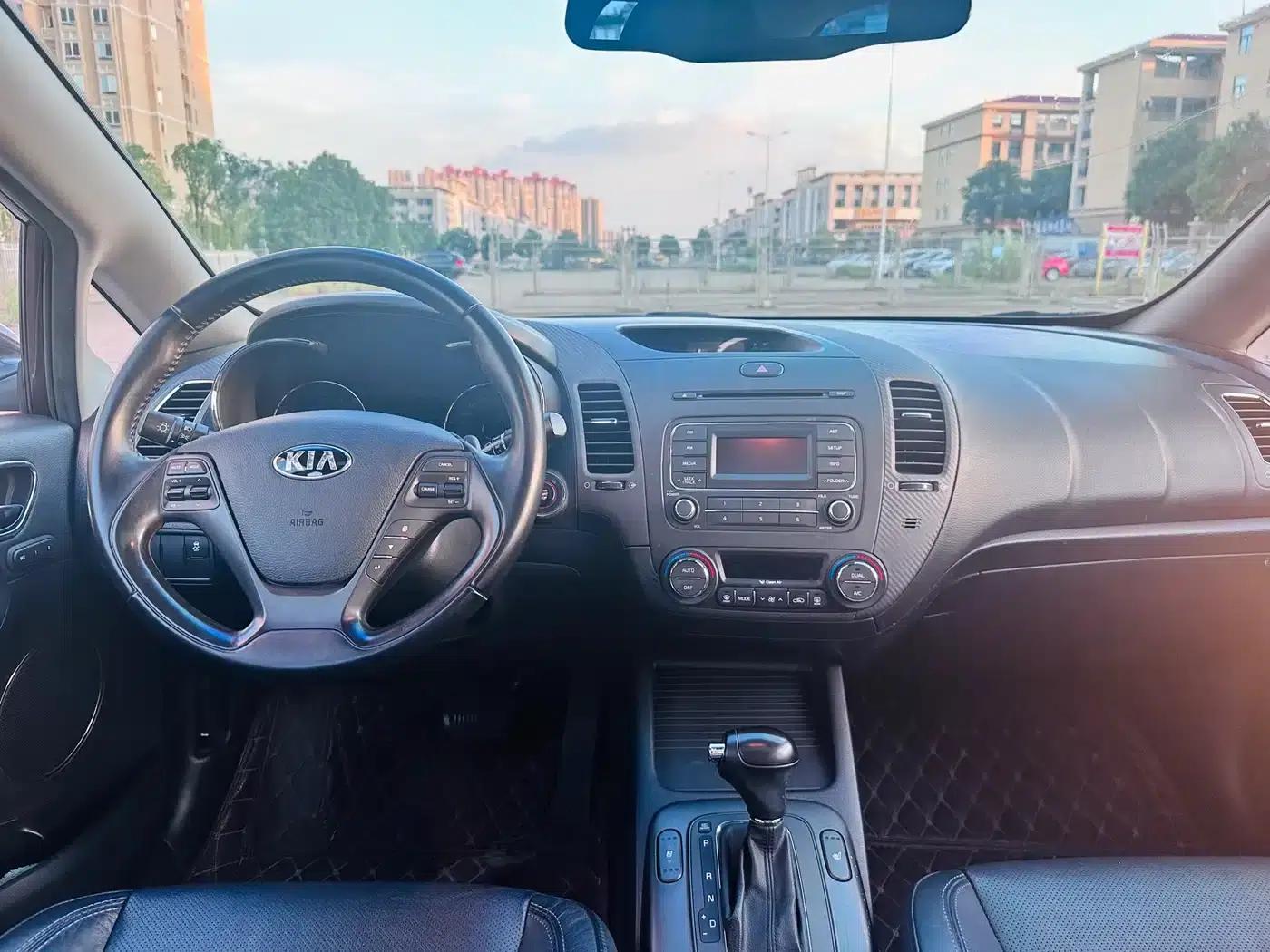 Kia K3S 2014 1.6L Automatic Premium — миниатюра 9