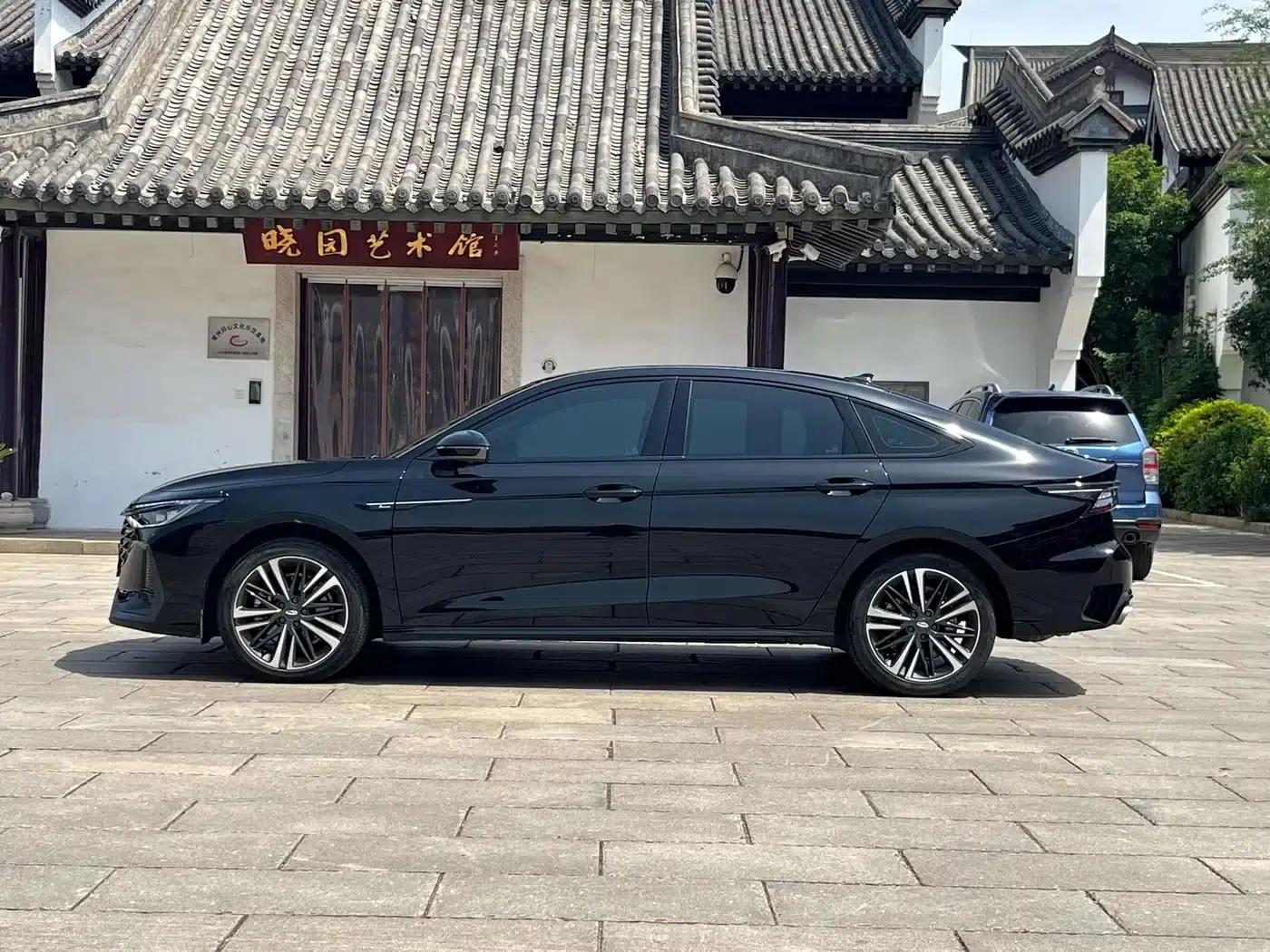 Chery Arrizo 8 2023 High-Performance Edition 2.0T DCT — миниатюра 2
