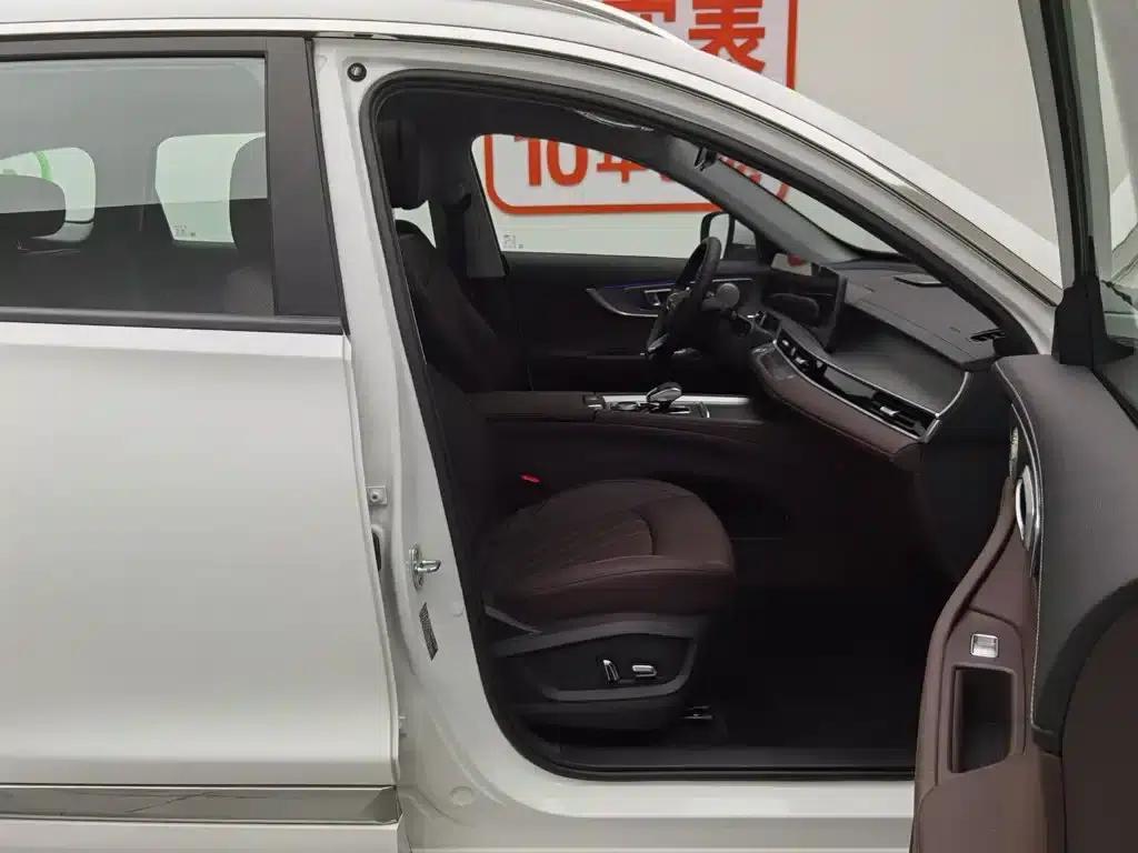 Chery Tiggo 8 PLUS 2024 Champion Edition 290TGDI DCT Luxury Edition 5-seater — миниатюра 23