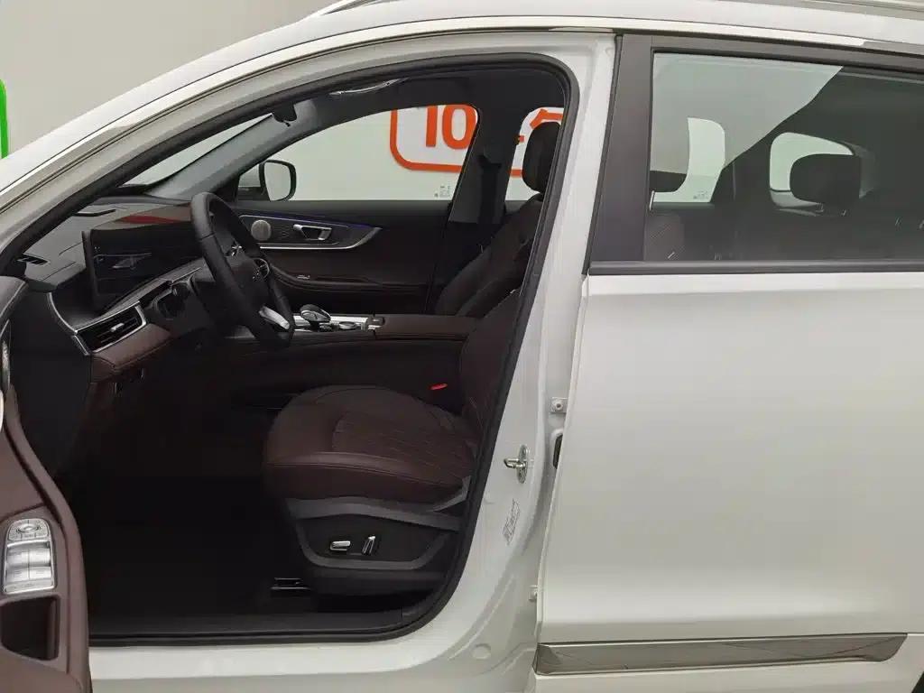 Chery Tiggo 8 PLUS 2024 Champion Edition 290TGDI DCT Luxury Edition 5-seater — миниатюра 10