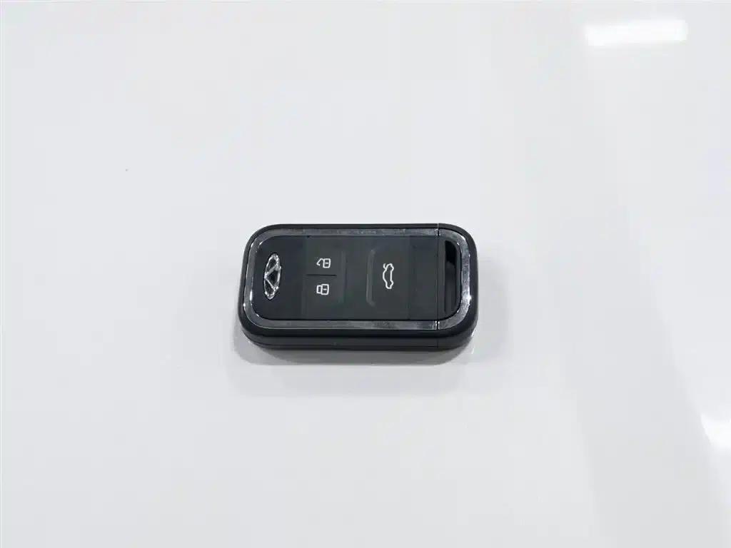 Chery Tiggo 8 2020 Facelift 290TGDI Automatic Luxury Edition — миниатюра 19