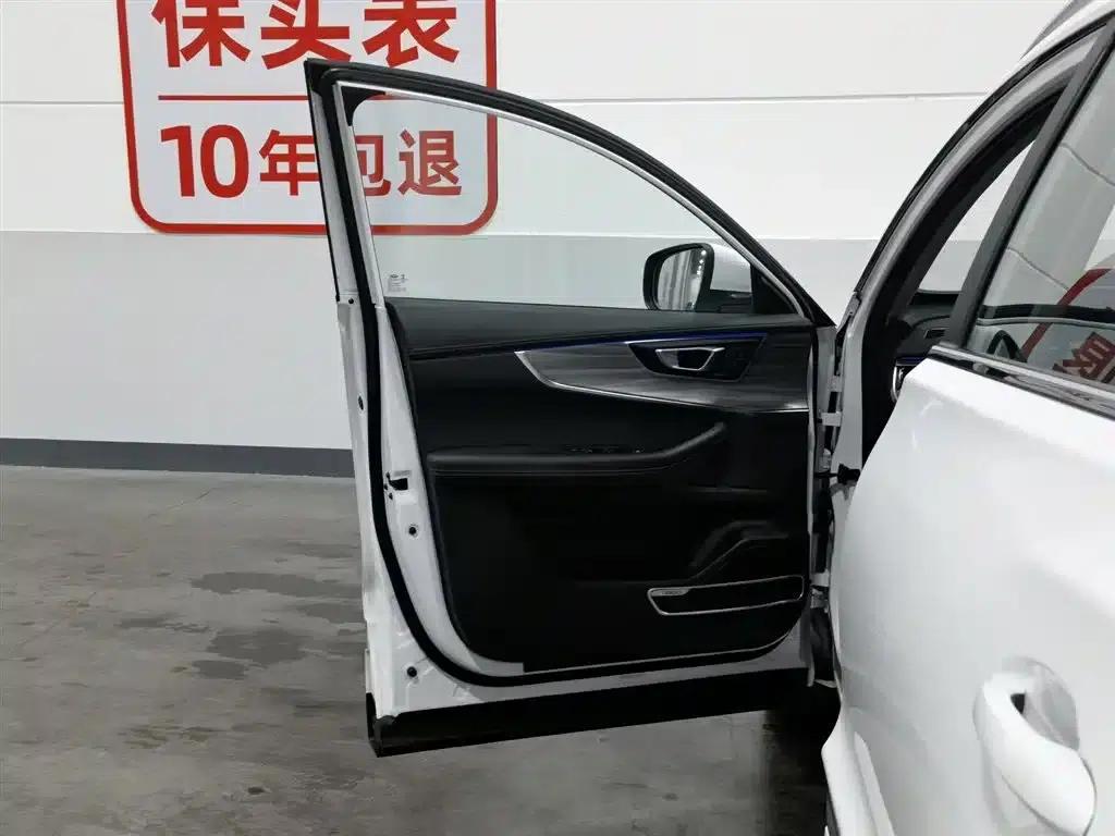 Chery Tiggo 8 2020 Facelift 290TGDI Automatic Luxury Edition — миниатюра 8