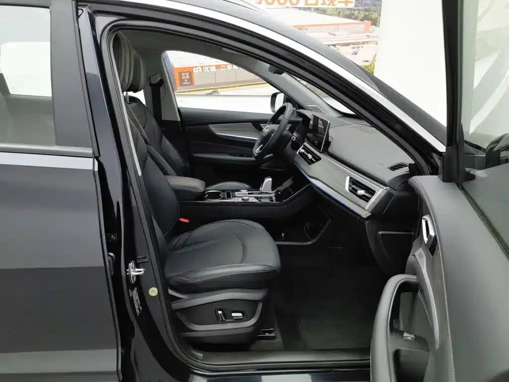 Chery Tiggo 8 2021 Kunpeng Edition 290TGDI Automatic Wind Chaser Edition — миниатюра 23