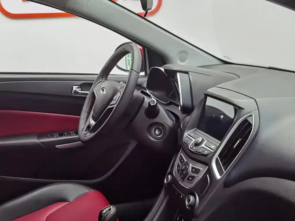 Chery Arrizo 5 2017 1.5L Manual Fashion Edition — миниатюра 22