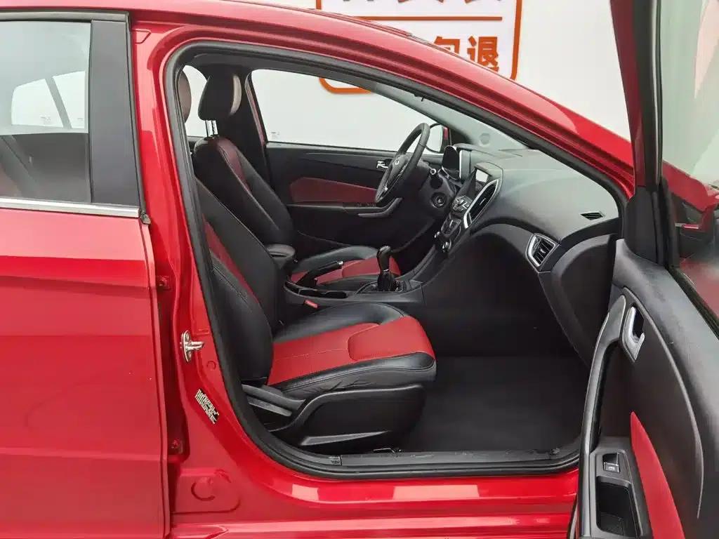 Chery Arrizo 5 2017 1.5L Manual Fashion Edition — миниатюра 23