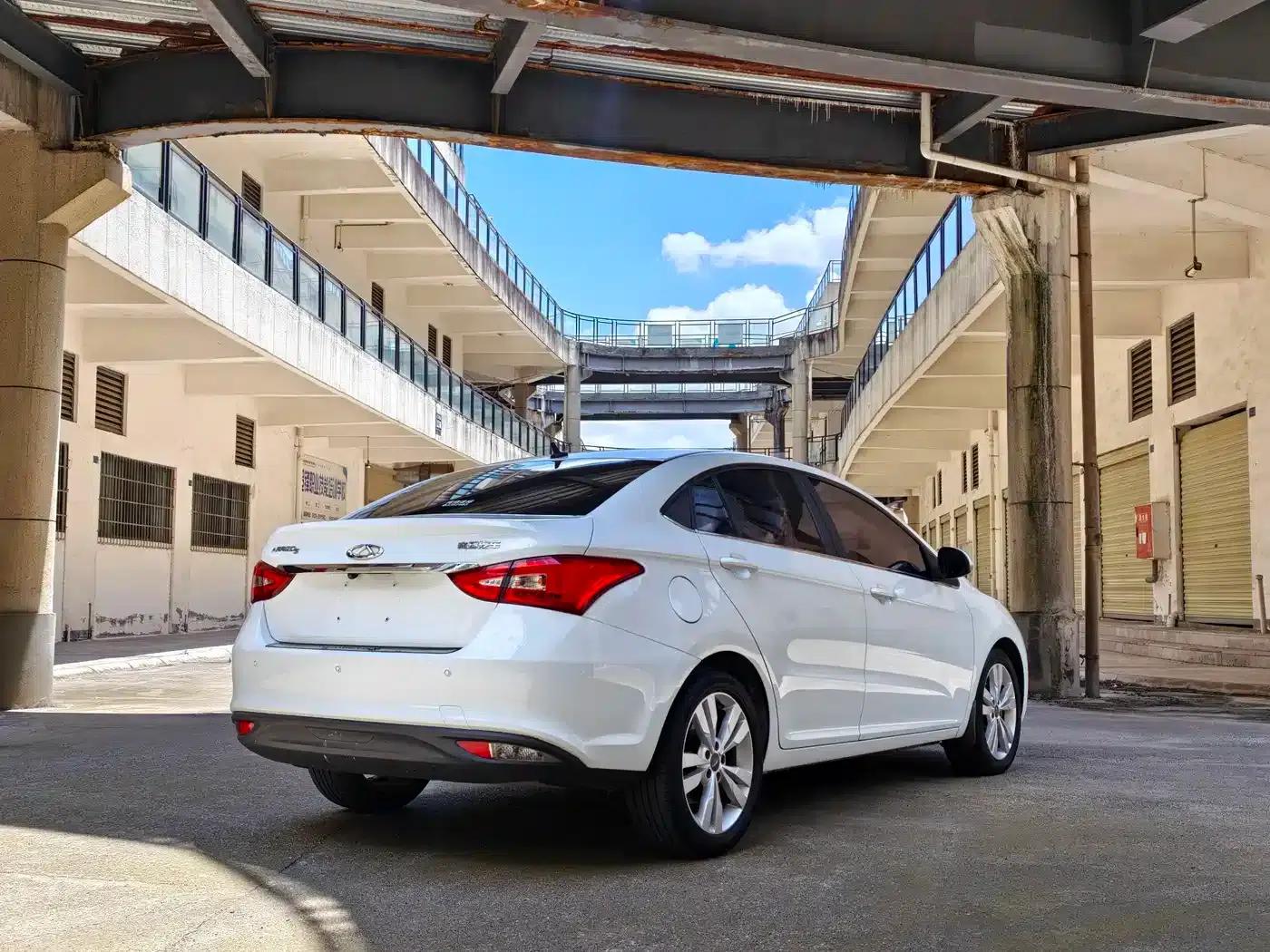 Chery Arrizo 5 2017 1.5L Manual Fashion Edition — миниатюра 4