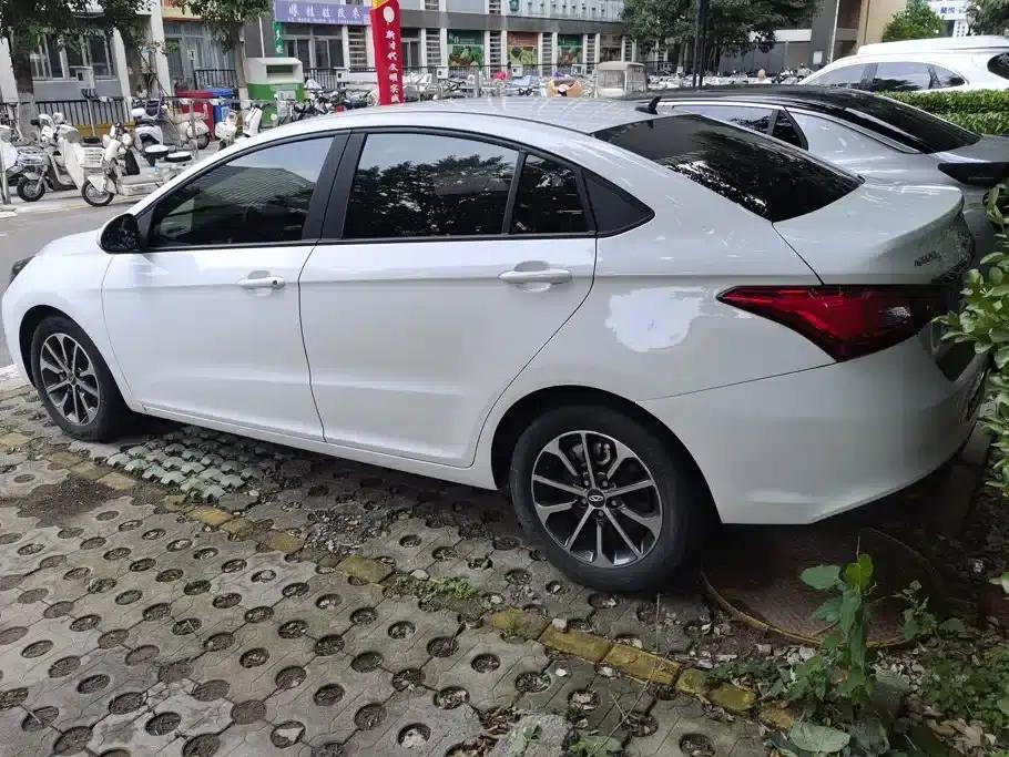 Chery Arrizo 5 2021 PRO 1.5L CVT Youth Edition — миниатюра 3