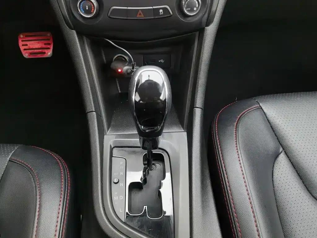 Chery Arrizo 5 2016 1.5L CVT Trendsetter Edition — миниатюра 13