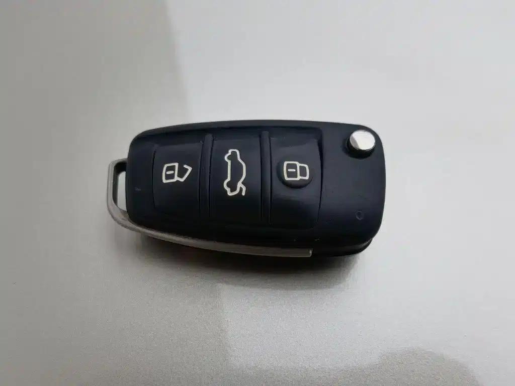 Chery Arrizo 5 2016 1.5L CVT Trendsetter Edition — миниатюра 19