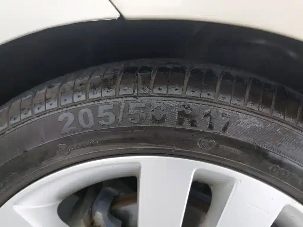 Chery Arrizo 5 2016 1.5L CVT Trendsetter Edition — миниатюра 24