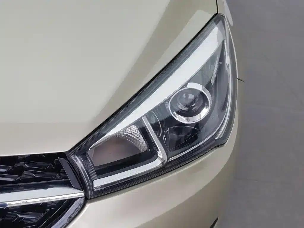 Chery Arrizo 5 2016 1.5L CVT Trendsetter Edition — миниатюра 7