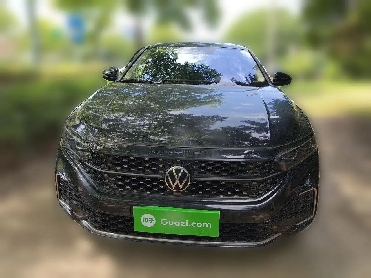 Volkswagen Passat 2022 330TSI Starry Luxury Edition — миниатюра 2