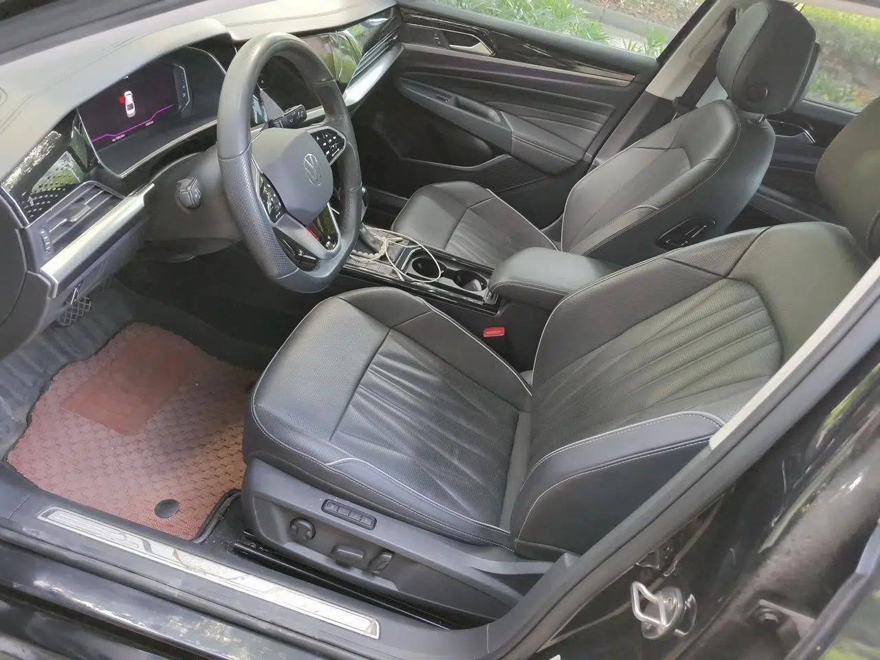 Volkswagen Passat 2022 330TSI Starry Luxury Edition — миниатюра 15