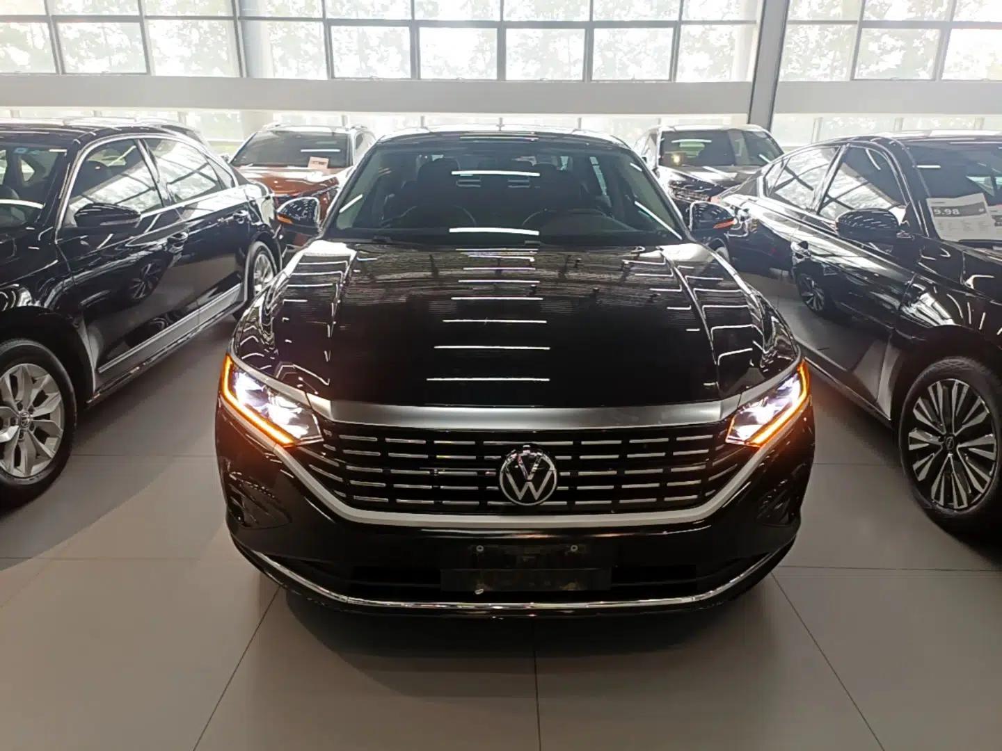 Volkswagen Passat 2022 330TSI Elite Edition — миниатюра 2