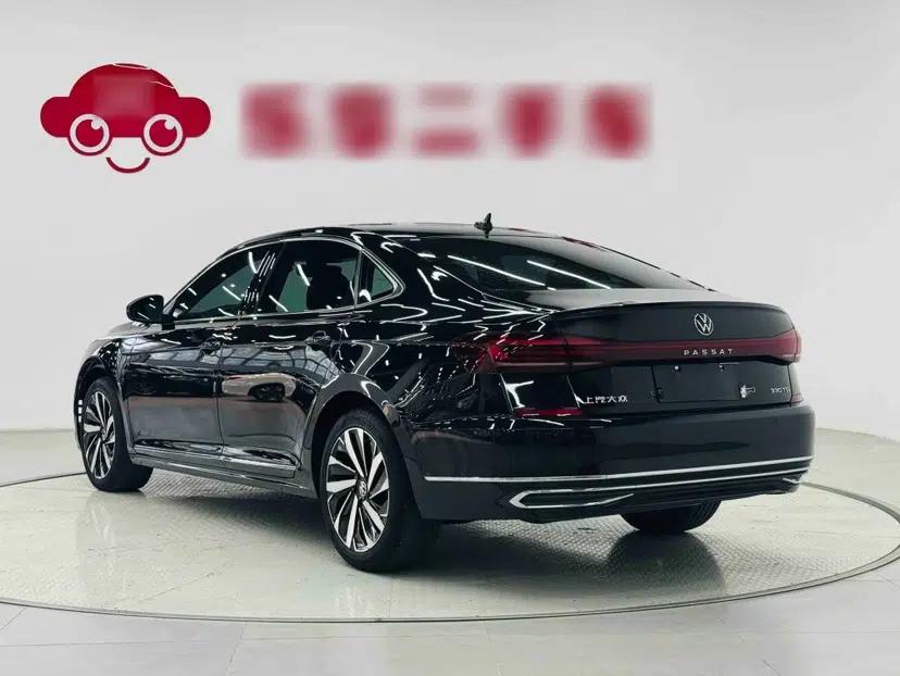 Volkswagen Passat 2022 330TSI Elite Edition — миниатюра 14
