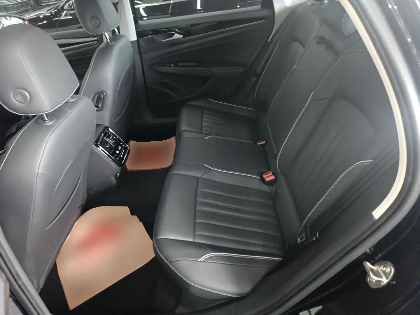 Volkswagen Passat 2022 330TSI Elite Edition — миниатюра 25