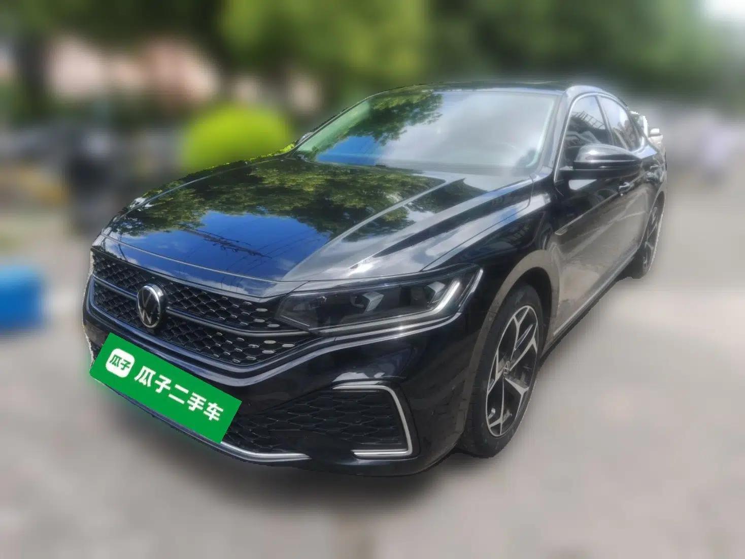 Volkswagen Passat 2022 330TSI Starry Elite Edition — миниатюра 1