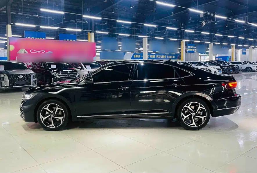 Volkswagen Passat 2025 Outstanding Model 380TSI Starry Dragon Edition — миниатюра 15