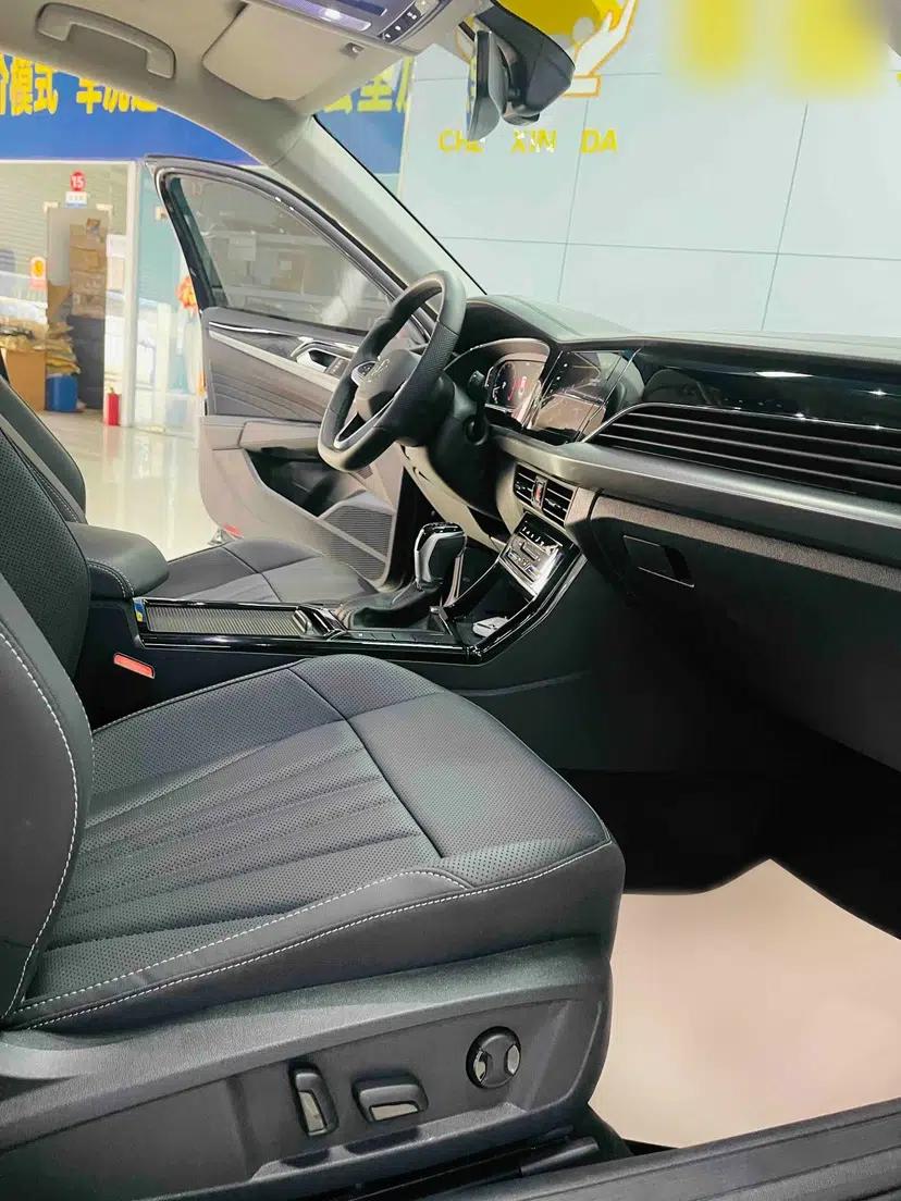 Volkswagen Passat 2025 Outstanding Model 380TSI Starry Dragon Edition — миниатюра 28